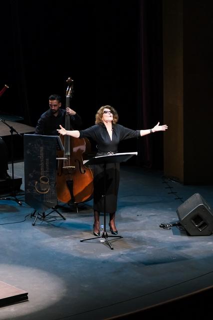 Fanny Ardant in Cassandre — photo 132