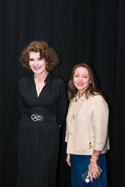 Fanny Ardant in Cassandre — photo 184